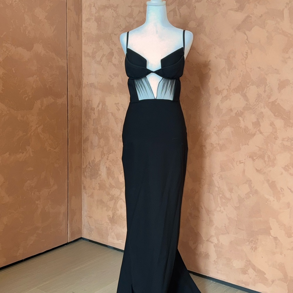Chic Black Backless Dress